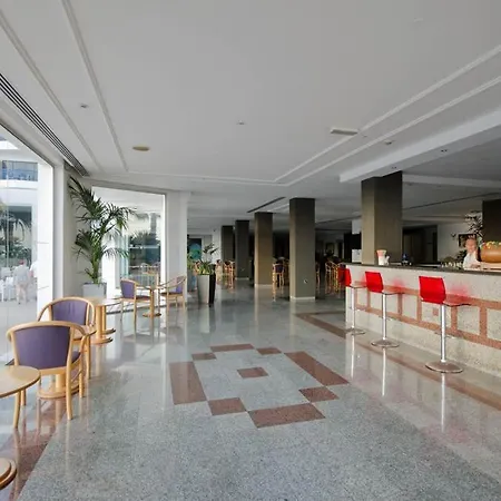 Ascos Coral Szálloda 4*