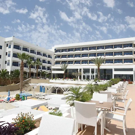 Ascos Coral Szálloda 4*