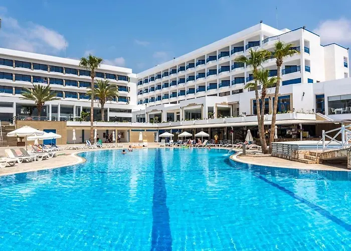 Ascos Coral Coral Bay