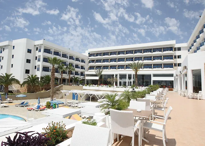 Ascos Coral Szálloda 4*